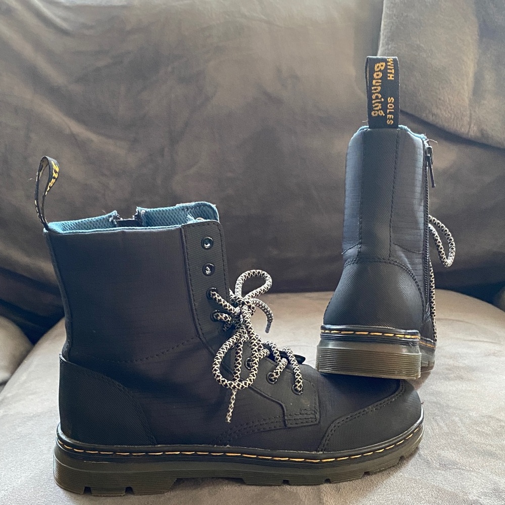 Dr MartensYouth Combs Utility Boots in Black